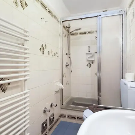 Haus Elbe 5 *